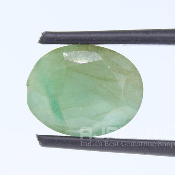 6.75 ratti Genuine Emerald