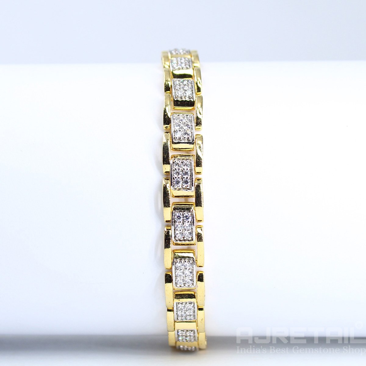 1.82 Carat Lab Grown Diamond Stylish 18k Yellow Gold Bracelets For Men